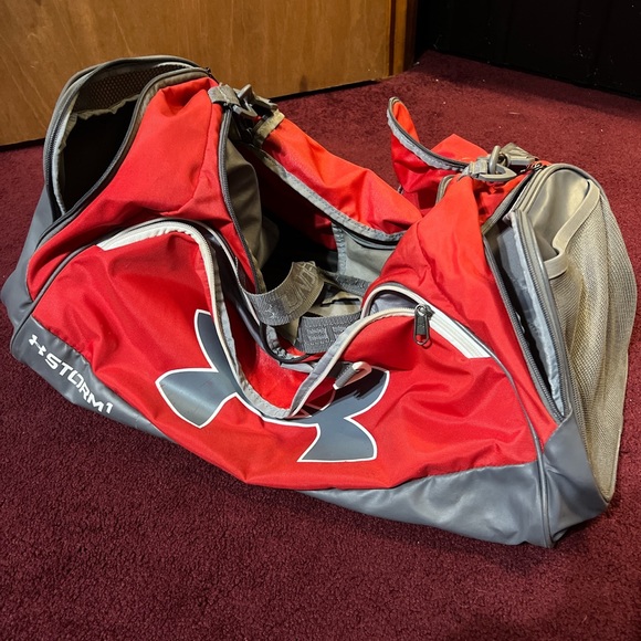 under armor duffel bag - Picture 3 of 4